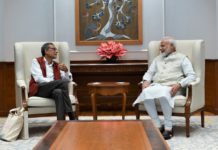 Modi meets Nobel laureate Abhijeet