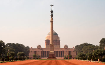 Envoys of 4 nations present credentials Envoys of 4 nations present credentials