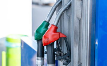 Fuel, LPG Stocks Sufficient in Kashmir; Minimum 13-Day Stock Available, No Need for Panic Buying: Div Com Garg petrol