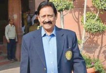 Chetan Chauhan dies of Covid-19
