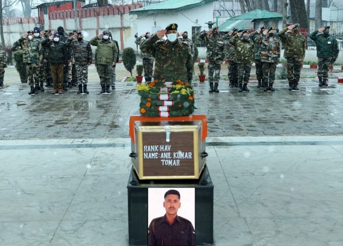 Army pays tribute to soldier killed in South Kashmir encounter