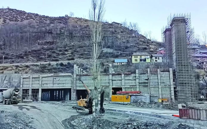 Qazigund-Banihal tunnel