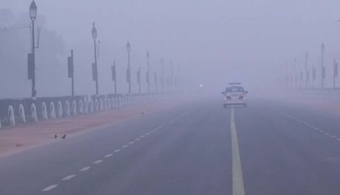 Delhi shivers at 1.1 degrees on New Year's Day