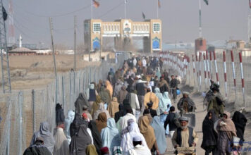 Afghan refugees being tormented by Pakistani authorities: Human Rights Watch Afghan refugees being tormented by Pakistani authorities: Human Rights Watch