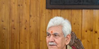 LG Manoj Sinha Thanks Centre for ₹5,000 Cr Additional Assistance to J&K