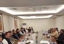 After 5-day mass uprising in POJK, Pakistan Govt yields to accept most demands