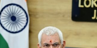 LG Manoj Sinha Congratulates J&K Candidates Who Cleared UPSC CSE-2025