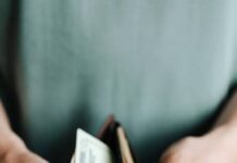 No back-log of contract payments at Treasuries: DGAT