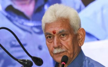 LG Sinha Condoles Death of J&K Residents in Kuwait Road Accident