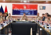 “Boost Investigations, Intensify Anti-Drug Drive”: IGP Kashmir Reviews Crime, Security Measures