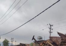 Strong Winds Cause Extensive Damage to Homes in Pulwama’s Khrew J-K