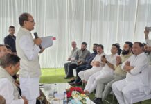 Union Minister Shivraj Singh Chouhan Visits Srinagar, Meets BJP Leaders