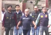 Salim Dola, key aide of Dawood Ibrahim, deported from Turkey, arrested by NCB in Delhi Salim Dola, a key associate of gangster Dawood Ibrahim, in custody of NCB in Delhi