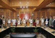 DGP Nalin Prabhat Releases Booklet on Terror-Related Investigations