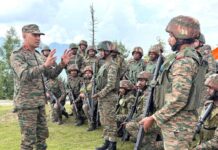 Lt Gen Pratik Sharma Reviews Operational Preparedness Along LoC in North Kashmir