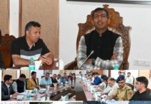 Div Com Kashmir reviews Amarnath Yatra preparations in Pahalgam, stresses timely completion of works