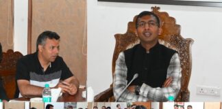 Div Com Kashmir reviews Amarnath Yatra preparations in Pahalgam, stresses timely completion of works