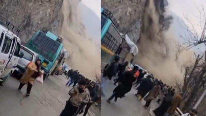 Uri–Baramulla Highway Restored After Massive Landslide
