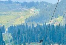 Gulmarg Gondola Shut for 2 Days After Technical Snag; All Tourists Rescued Safely