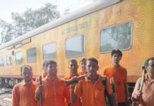 Unsung Heroes of Railways: Meet the Gangmen