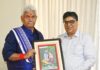 LG Sinha Congratulates Surgeon on Completing 100 Joint Replacement Surgeries Under SEHAT Scheme