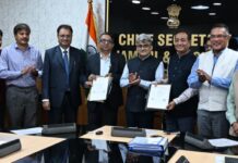 J-K Govt, J&K Bank sign MoU to provide Rs 5 lakh accident cover, banking benefits to daily wagers