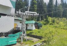 CM Omar Abdullah Flags Off Resumption of Gulmarg Gondola Services