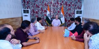 J&K CM Omar Abdullah Assures Tourism Stakeholders of Support