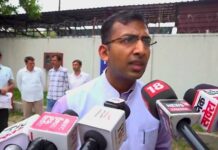 No work-from-home order for PM package employees: Div Com Kashmir