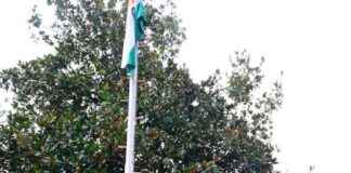 J&K LG Sinha Hoists National Flag at Lok Bhavan on Independence Day