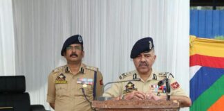 J&K DGP Nalin Prabhat Reviews SOG Preparedness in Shopian