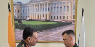 Army chief visits Russian artillery academy, fires traditional cannon at Peter and Paul Fortress