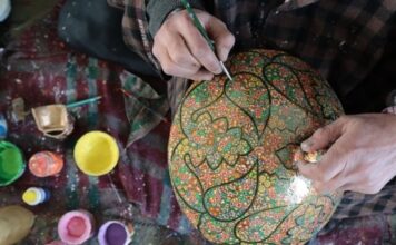 Handicrafts, Handloom Sector Gets Fresh Credit Boost in J&K