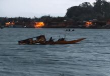 Gusty Winds, Rain Leave Shikara Stranded in Dal Lake; Tourists Rescued