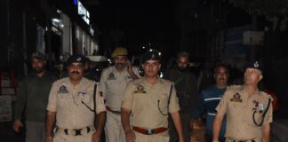 SSP Poonch Reviews Security Arrangements for Navratri, Conducts Foot Patrolling in Main Bazaar
