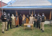 Six Held in J&K’s Bandipora Over Alleged Separatist Network, Pakistan-Based Handler Under Scanner