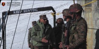 Army Commander Reviews Operational Preparedness of Troops in North Kashmir Ahead of Winter